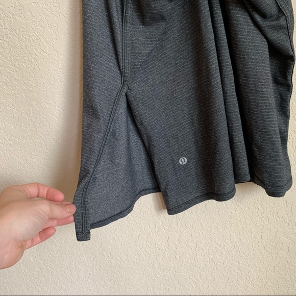 Lululemon Tie Up Tank, Black, Size 6 - Picture 4 of 4